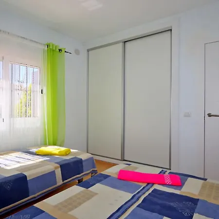 R-1935 Pool And Garden Apartment Torrevieja