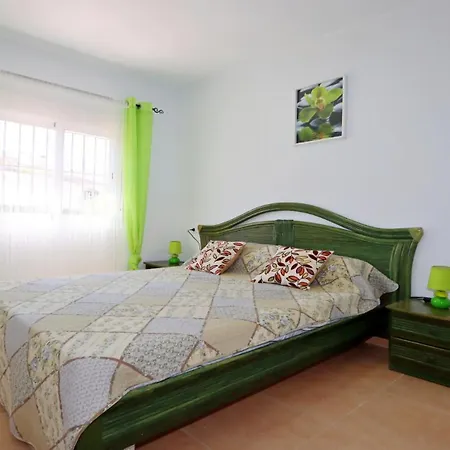 R-1935 Pool And Garden Apartment Torrevieja